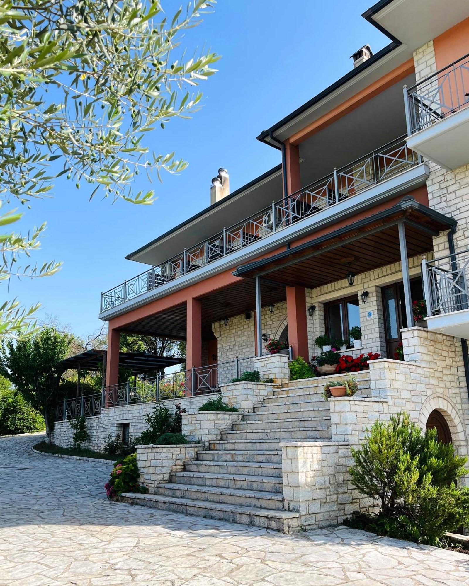 Agnanti Zitsas Hotel Buitenkant foto