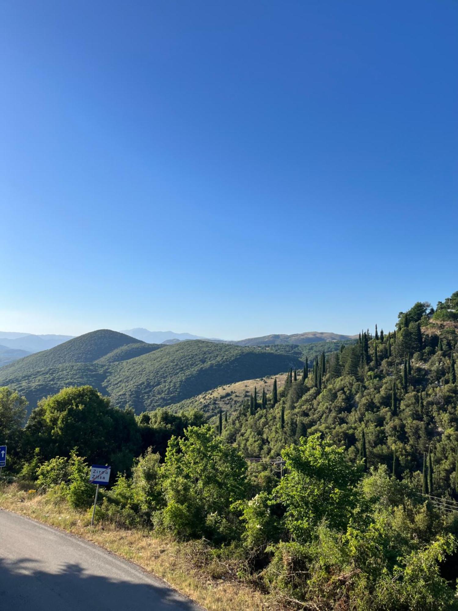 Agnanti Zitsas Hotel Buitenkant foto
